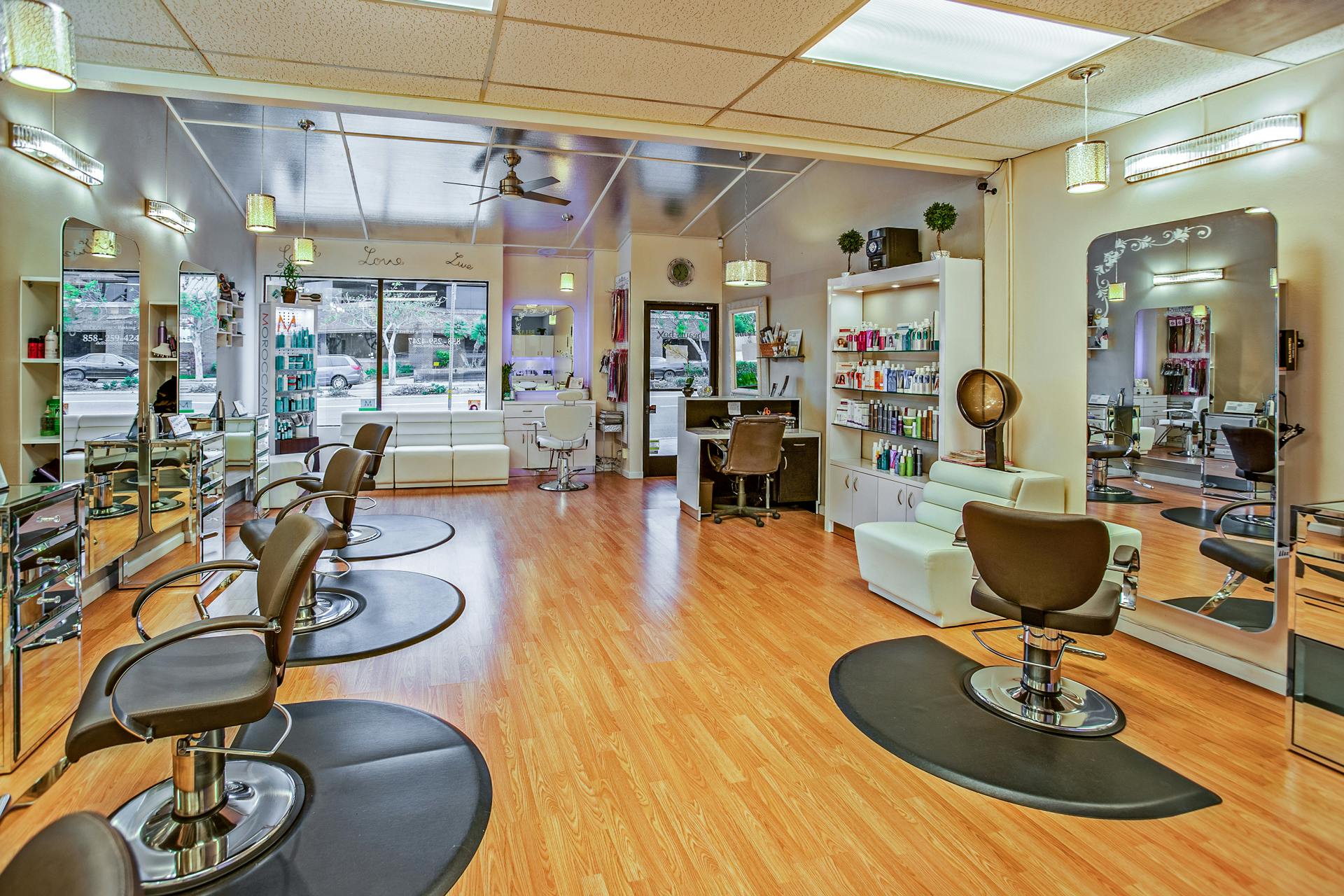 Best Salon Franchise in India – Own a Salon Today