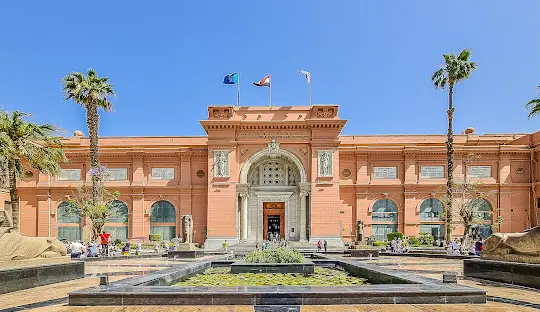 Study MBBS in Egypt: Pros, Cons & Career Outcomes Compared to India