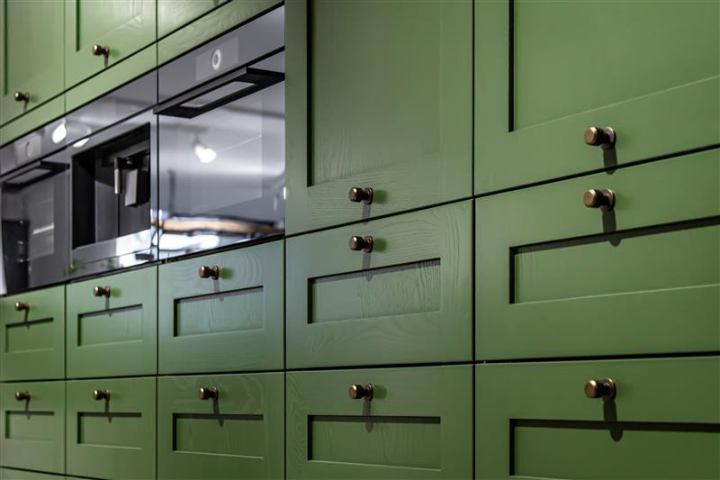 15 Modern Kitchen Cabinet Hardware Ideas to Elevate Your Space