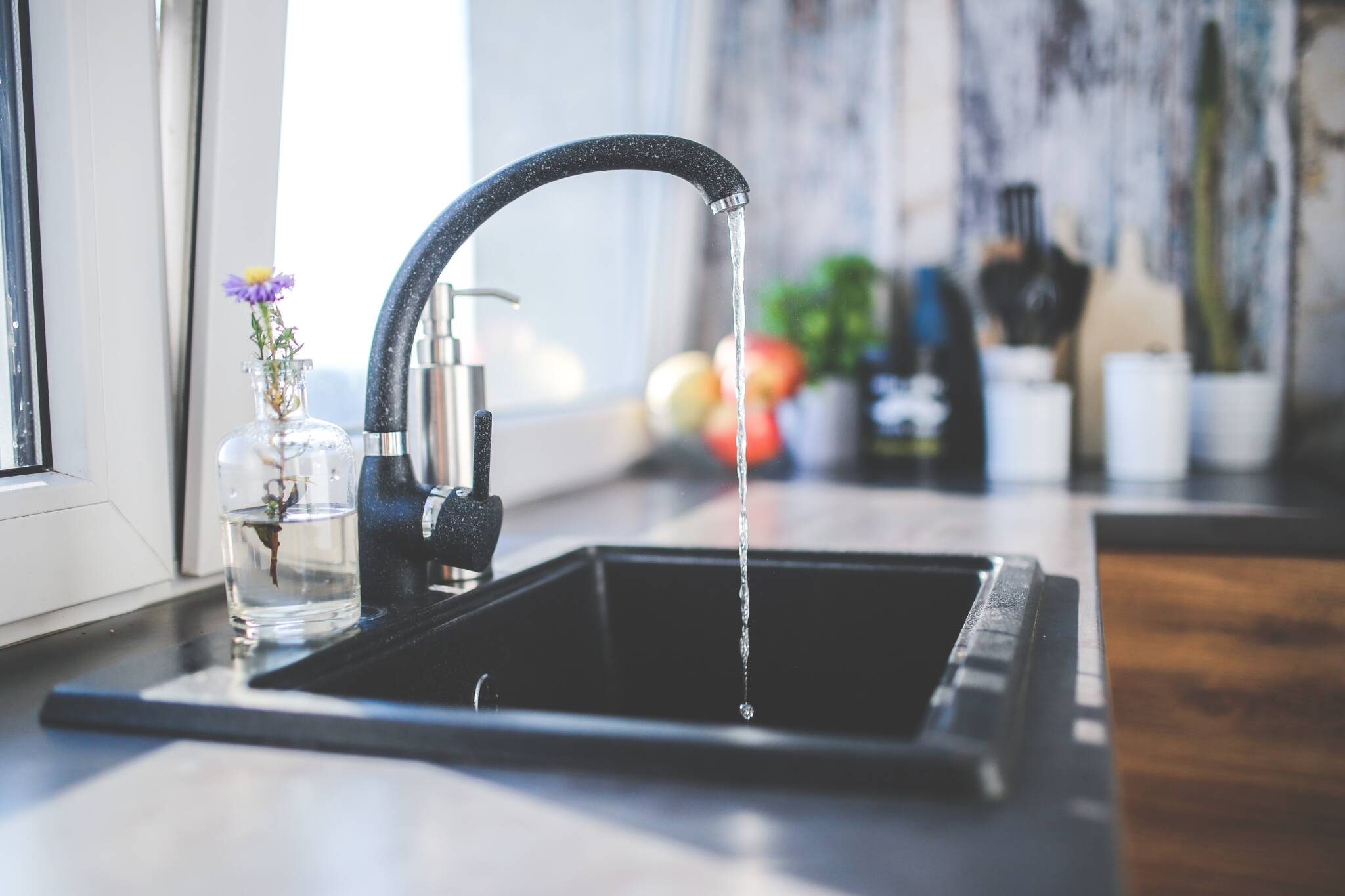 Tips for Choosing the Perfect Kitchen Sink for Your Home