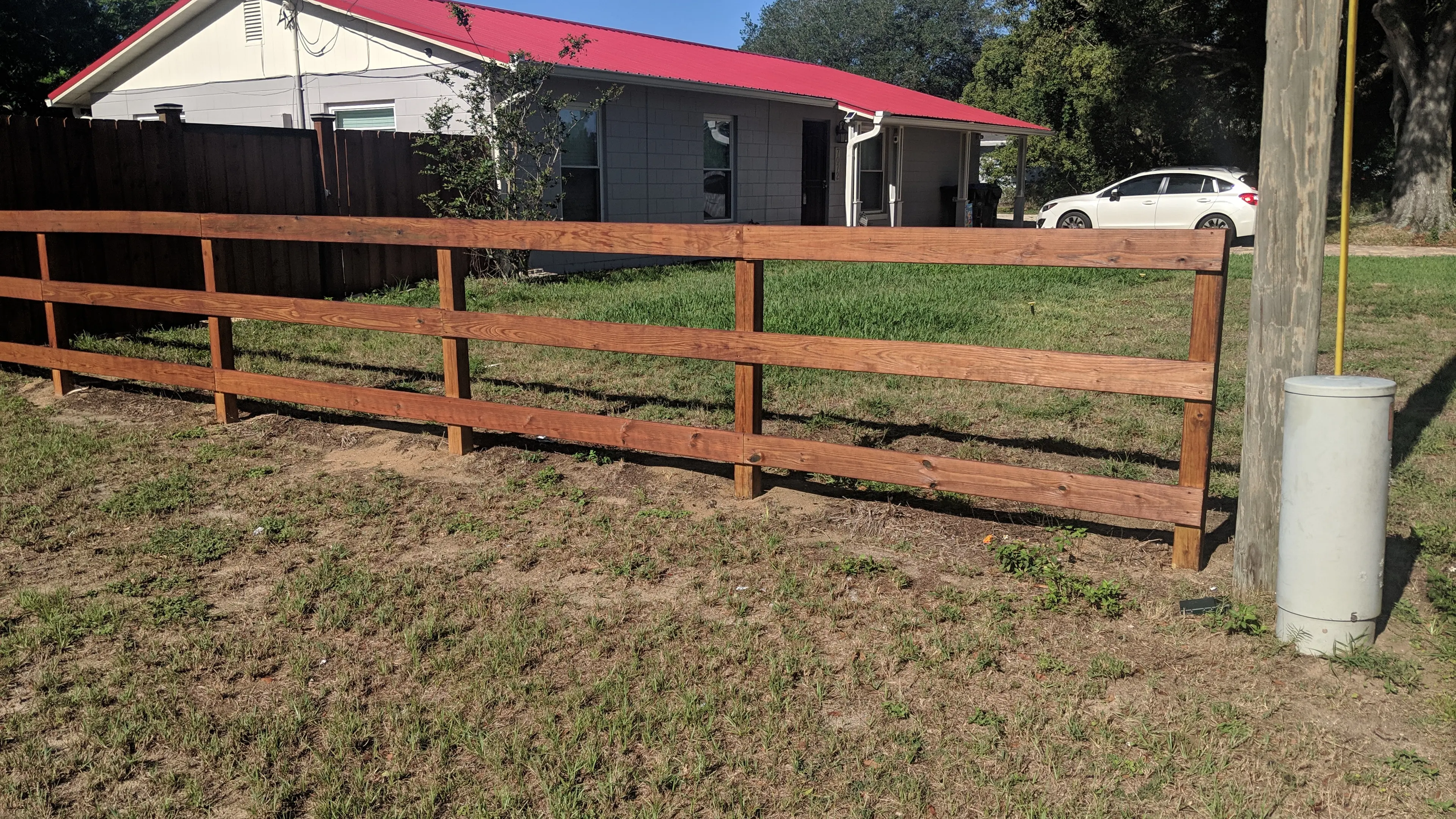 Hire Skilled Wood Fence Installers for Superior Craftsmanship