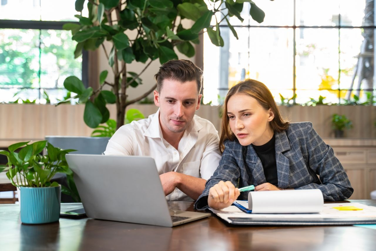 Logo Design vs Brand Identity: Understanding the Difference