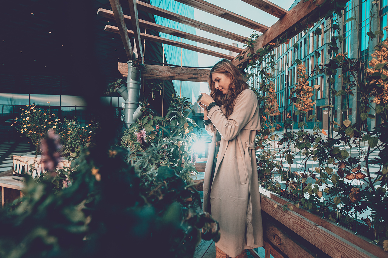 The Art of Curating an Old Money Capsule Wardrobe